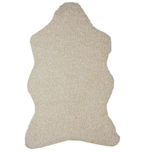 Villy - Korthåret imiteret lammeskind i hvid 60x90 cm