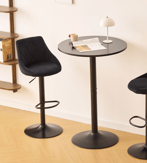 Cassie - Sort justerbar barstol i velour med drejefunktion 360 grader