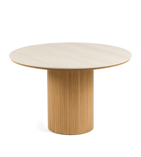 Enzo rundt spisebord med bordplade i beige sten og lamelfod i egetræ Ø120 cm