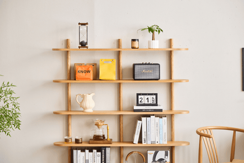 Juliet væghylde i eg med 5 hylder H:140 x D:22 x B:130 cm