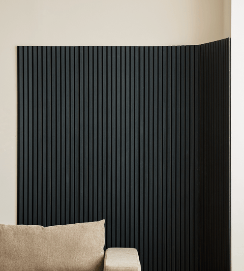 Premium fleksibel akustikpanel i sort egetræsfiner 2400x520x18 mm