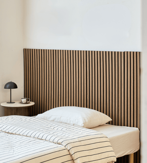Premium fleksibel akustikpanel i røget egetræsfiner 1200x520x18 mm