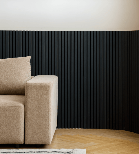 Premium fleksibel akustikpanel i sort egetræsfiner 1200x520x18 mm