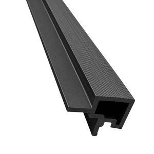 Kinsley - hjørneliste til facadebeklædning i sort komposit 2900 x 219 x 29 mm