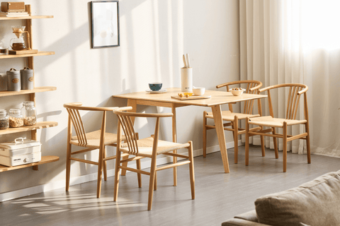 Ezra - Eg klap ud spisebord med tillægsplader i lakeret egefiner - 80/120 x 80 cm