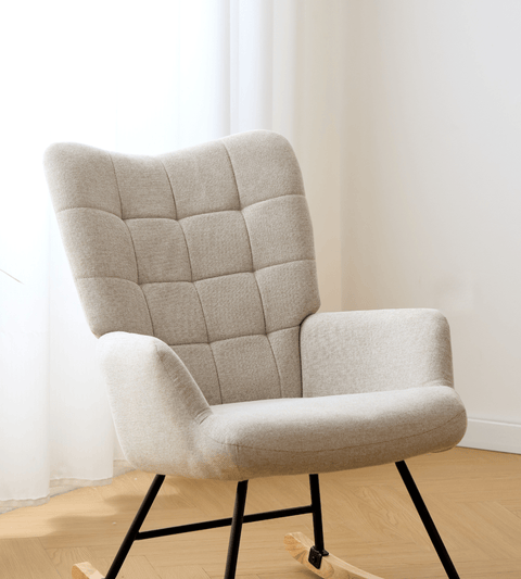 Robert gyngestol med armlæn - beige tekstil med eg