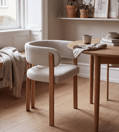 Eloise spisebordsstol i beige med egelook