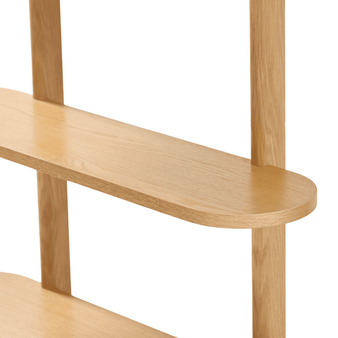 Juliet væghylde i eg med 5 hylder H:140 x D:22 x B:130 cm