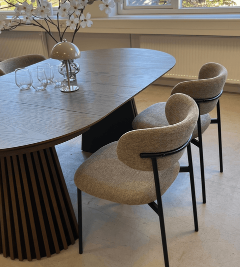 Lucinda spisebordsstol - sand tekstil