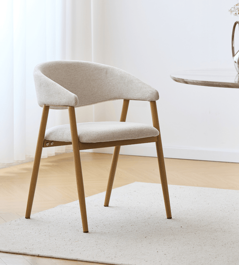 Ebba spisebordsstol - Beige tekstil med ben i egelook