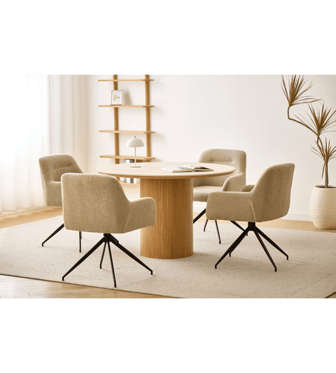 Enzo rundt spisebord med bordplade i beige sten og lamelfod i egetræ Ø120 cm