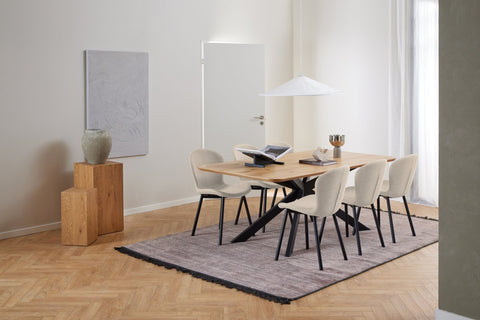 Irwine spisebord i eg med sorte krydsben 200x100x75 cm