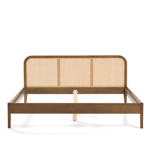 Jamie sengeramme i røget eg med sengegavl i rattan flet 180x200 cm