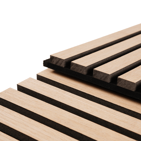 Akustikpanel i egetræsfiner 2400x520x18 mm