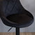 Ria - Sort justerbar barstol i velour med drejefunktion 360 grader
