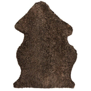 Villy - Korthåret imiteret lammeskind i brun 60x90 cm